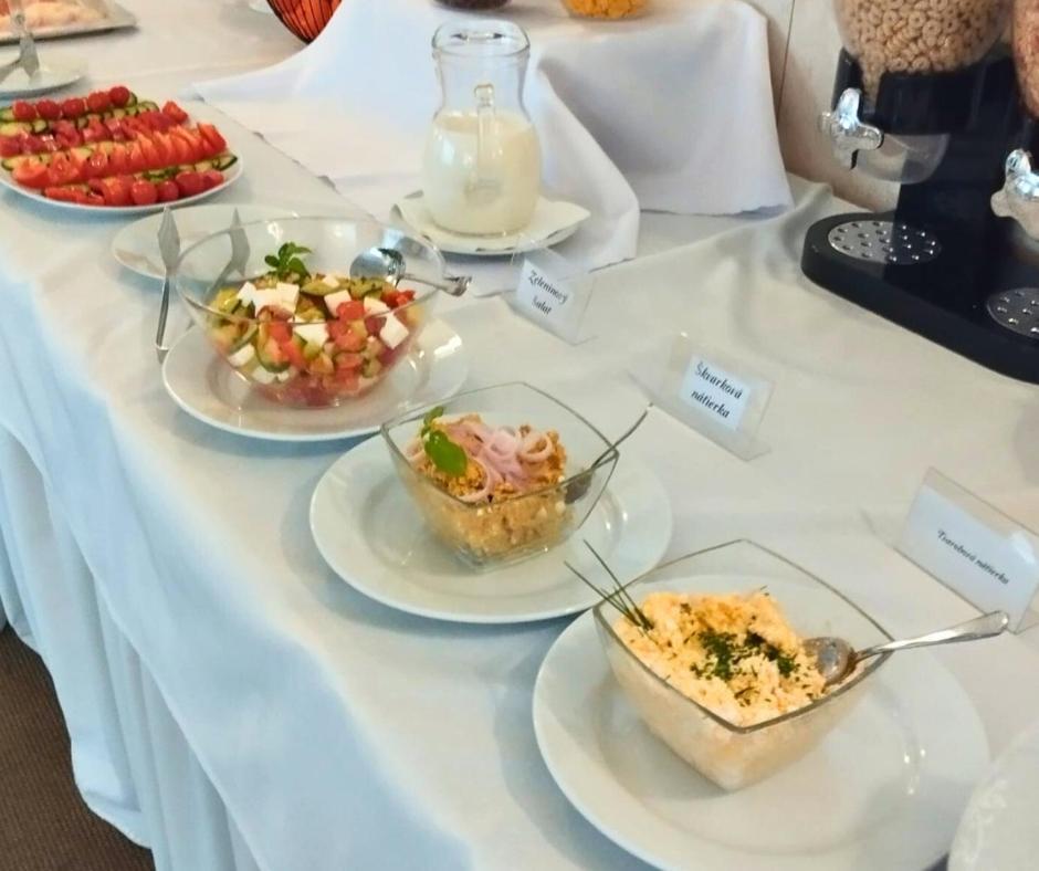 Hotel Limba Ctt Твърдошин Екстериор снимка