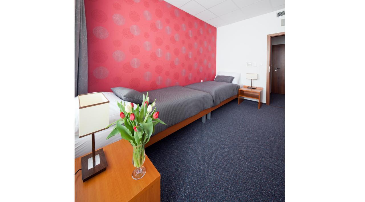 Hotel Limba Ctt Твърдошин Стая снимка